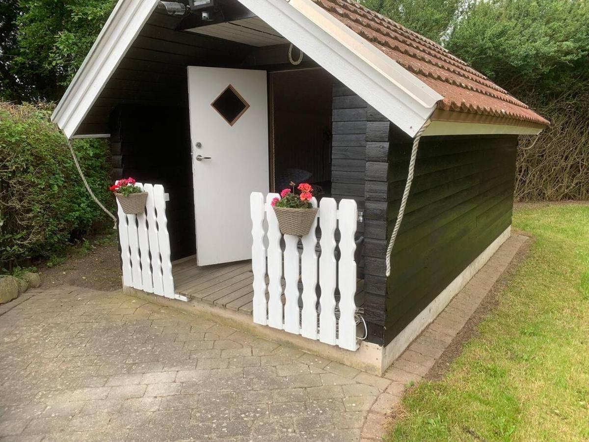 Vila Stunning Romantik Cabin Close To Baltic Sea Idestrup Exteriér fotografie